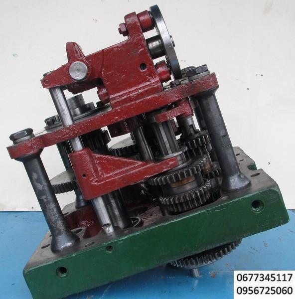 коробка скоростей станок сверлильный 2н125 2н135,коробка подач станок сверлильный 2н125 2н135,пиноль в сборе станок сверлильный 2н125 2н135, рукоятки шестерни валы пружины комплектующие замчасти станок сверлильный 2н125 2н135,Привод сверлильного станка - 2Н135.21.000, Коробка скоростей станка - 2Н135.20.000, Насос плунжерный масляный - 2Н125.24.000 для станка 2Н125,Насос плунжерный масляный - 2Н135.24.000, Коробка подач - 2Н135.30.000, Механизм управления скоростями и подачами - 2Н135.25.000,Электрошкаф - 2Н125.72.000,
Электрооборудование - 2Н135.94.000, Шпиндель в сборе - 2Н135.50.000,Система охлаждения станка - 2Н135.80.000, Сверлильная головка - 2Н135.40.000